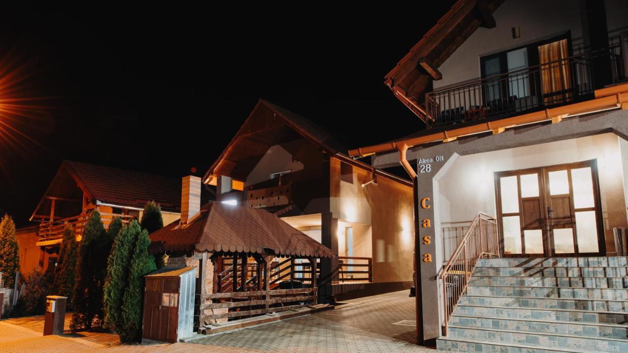 Pensiunea Smiley トゥルダ エクステリア 写真